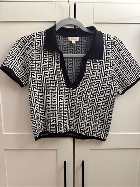 debut Black & White Geometric Knit Polo Crop Top